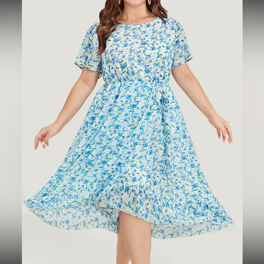 Blue Floral Midi Dress with Short Sleeves